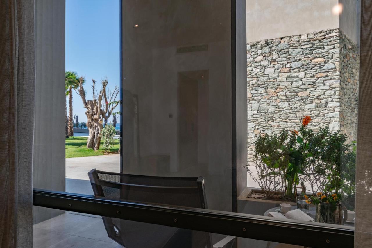 Porto Plomari Hotel Exterior photo